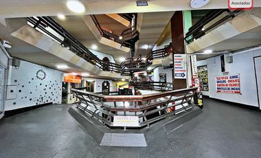 Local Comercial en Galería Calle Condell Ideal para Oficinas
