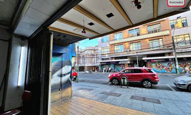 Local Comercial en Galería Calle Condell Ideal para Oficinas
