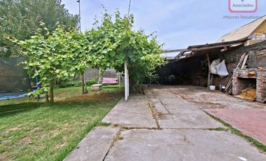 Venta casa en amplio terreno en coronel