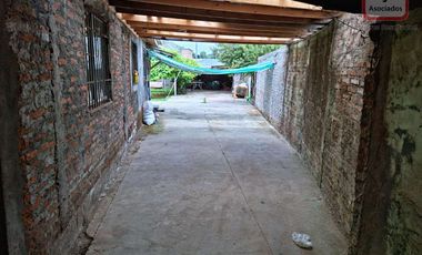 Venta casa en amplio terreno en coronel