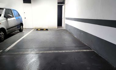 Venta Estacionamiento y Bodega Las Condes/ Destino Comercial