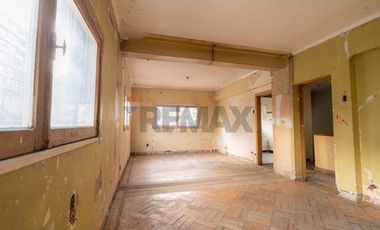 Inversión Estratégica, Casa Comercial