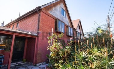 Casa 2 Pisos mas mansarda, 236Mts2 / Ñuñoa