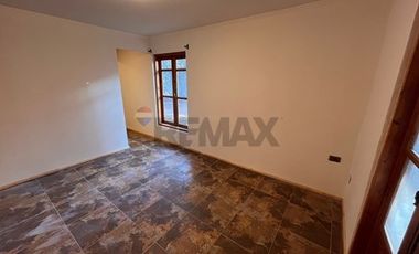 Se Arrienda Renovada Casa en el centro de Olmué