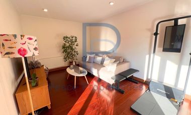 CASA EN CONDOMINIO INTERIOR IMPECABLE Y EN ESTADO COMO NUEVA