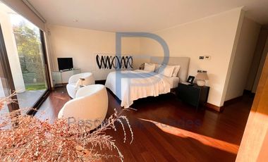 CASA EN CONDOMINIO INTERIOR IMPECABLE Y EN ESTADO COMO NUEVA