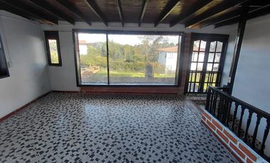 FINCA EN ARRIENDO UBICADA EN SANTA ELENA SECTOR EL ROSARIO