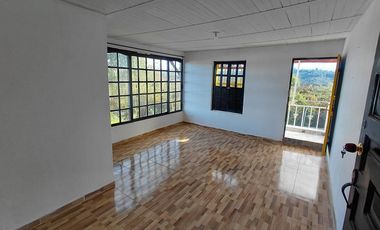 FINCA EN ARRIENDO UBICADA EN SANTA ELENA SECTOR EL ROSARIO