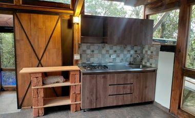CABAÑA EN ARRIENDO UBICADA EN SANTA ELENA SECTOR LA CRUZ