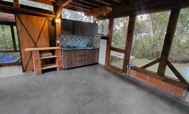 CABAÑA EN ARRIENDO UBICADA EN SANTA ELENA SECTOR LA CRUZ