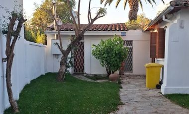 ¡EN ARRIENDO! Casa Colonial Recién Remodelada en Providencia