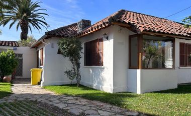 ¡EN ARRIENDO! Casa Colonial Recién Remodelada en Providencia