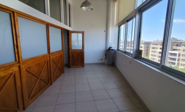 Oficina en alquiler en edificio Puerta Norte , Nordelta