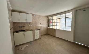 casa en alquiler tres ambientes en lujan calle Ituzaingó