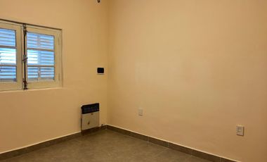 casa en alquiler tres ambientes en lujan calle Ituzaingó