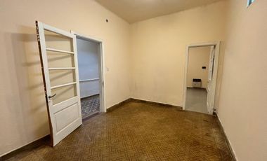 casa en alquiler tres ambientes en lujan calle Ituzaingó