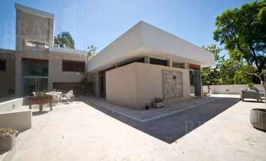 Residencia exclusiva totalmente renovada en Olivos!