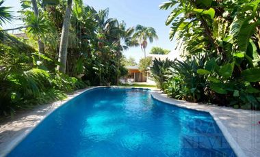 Residencia exclusiva totalmente renovada en Olivos!