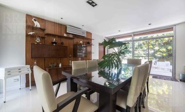 Residencia exclusiva totalmente renovada en Olivos!