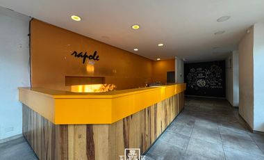 Constitución  y Ayacucho - Local en esquina - Venta - San Fernando