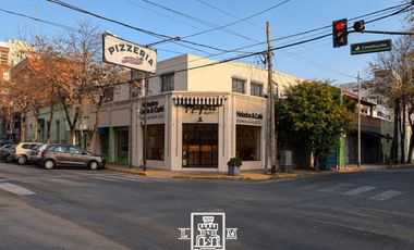 Constitución  y Ayacucho - Local en esquina - Venta - San Fernando