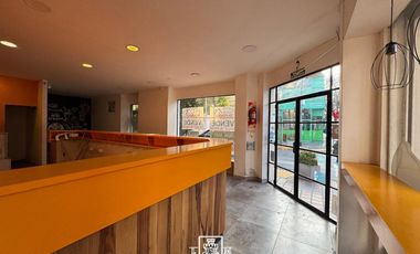 Constitución  y Ayacucho - Local en esquina - Venta - San Fernando