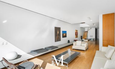 Exclusiva casa con jardin, pileta y cochera en Barrio Parque