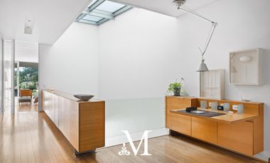 Exclusiva casa con jardin, pileta y cochera en Barrio Parque