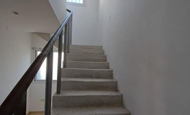 Casa en Alquiler en La Sexta Sección, Ciudad| 3 dormitorios, 3 baños, cochera, pileta