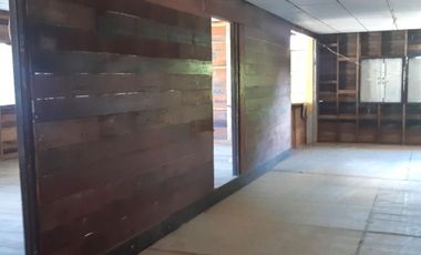 2-story detached house, good location in the heart of Chiang Rai city. Surrounded by community areas and complete amenities. Convenient travel Suitabl