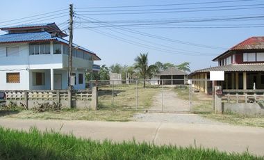 2-story detached house, good location in the heart of Chiang Rai city. Surrounded by community areas and complete amenities. Convenient travel Suitabl