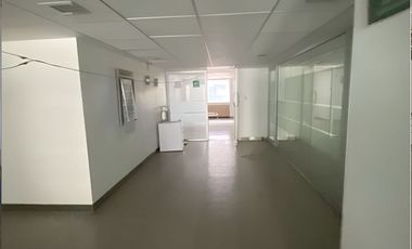 EDIFICIO COMERCIAL AAA ~ CI/3/30 ~ CON PRECIO NEGOCIABLE SOBRE PERIFÉRICO
