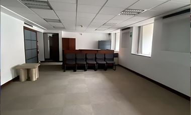 EDIFICIO COMERCIAL AAA ~ CI/3/30 ~ CON PRECIO NEGOCIABLE SOBRE PERIFÉRICO