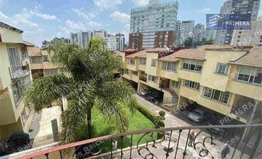 CASA EN VENTA EN INTERLOMAS, EN HACIENDA DE LAS PALMAS.