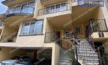 CASA EN VENTA EN INTERLOMAS, EN HACIENDA DE LAS PALMAS.