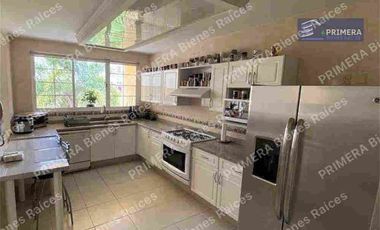 CASA EN VENTA EN INTERLOMAS, EN HACIENDA DE LAS PALMAS.