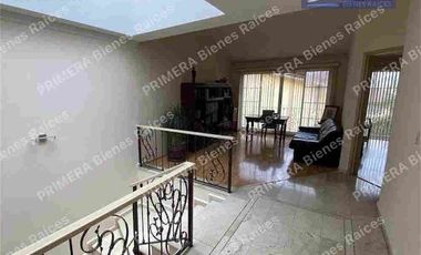 CASA EN VENTA EN INTERLOMAS, EN HACIENDA DE LAS PALMAS.
