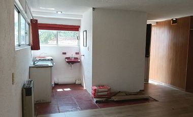 Renta de Estudio Independiente con patio en Vista del Valle, Naucalpan