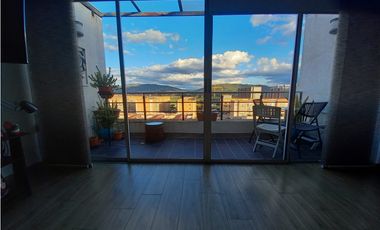 SE VENDE HERMOSO PENTHOUSE EN ALGARRA 3