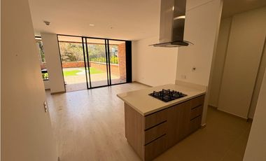 Vendo apartaestudio entrada El Retiro, con salida a zona verde privada