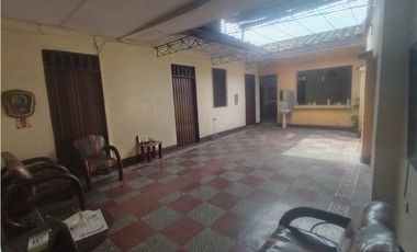 CASA AMPLIA EN VENTA EN PALMIRA BARRIO NUEVO