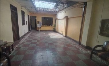 CASA AMPLIA EN VENTA EN PALMIRA BARRIO NUEVO