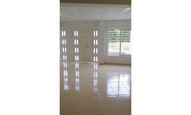 CASA EN VENTA PALMIRA BARRIO ALICANTO DOS PISOS