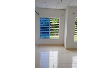 CASA EN VENTA PALMIRA BARRIO ALICANTO DOS PISOS