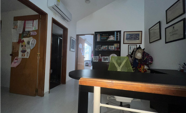 SE  ARRIENDA HERMOSA CASA EN VERSALLES 1