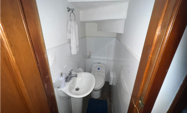 SE  ARRIENDA HERMOSA CASA EN VERSALLES 1