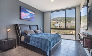Casa con Roof Garden y Vista 360° al Valle · Zibatá · 300 m² · 3 Rec