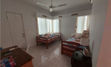 VENDO CASA EN ALTO DE PANAMA (recién remodelada)