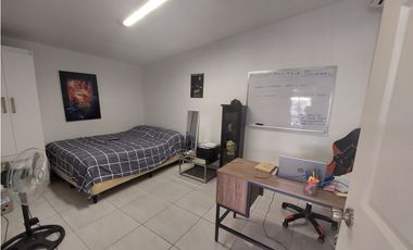 VENDO CASA EN ALTO DE PANAMA (recién remodelada)