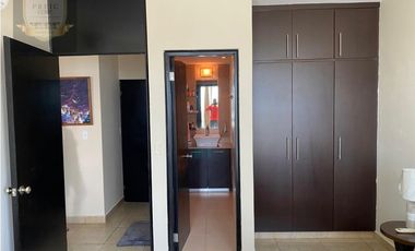 VENTA DE APARTAMENTO EN FOUNDERS 4, PLAYA BLANCA (MC)